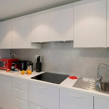 Guesthost - Holiday! Ambra Mini Flat