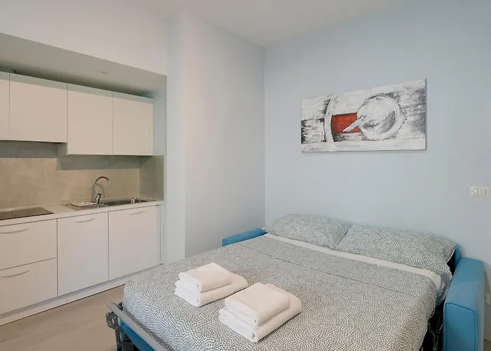 Guesthost - Holiday! Ambra Mini Flat * San Remo